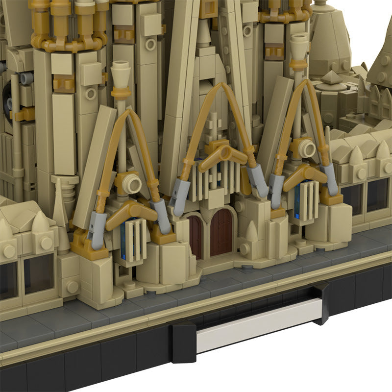 MOC 65795 Sagrada Familia Barcelona Medieval Architecture Bricks Toys